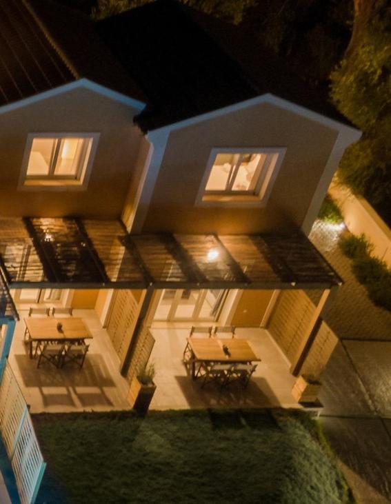 Reiki Apartments Ereikoussa Exterior photo